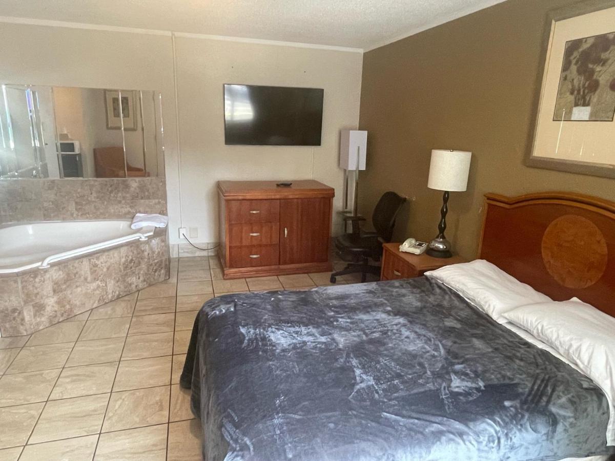 Budgetel Inn And Suites - Louisville Dış mekan fotoğraf