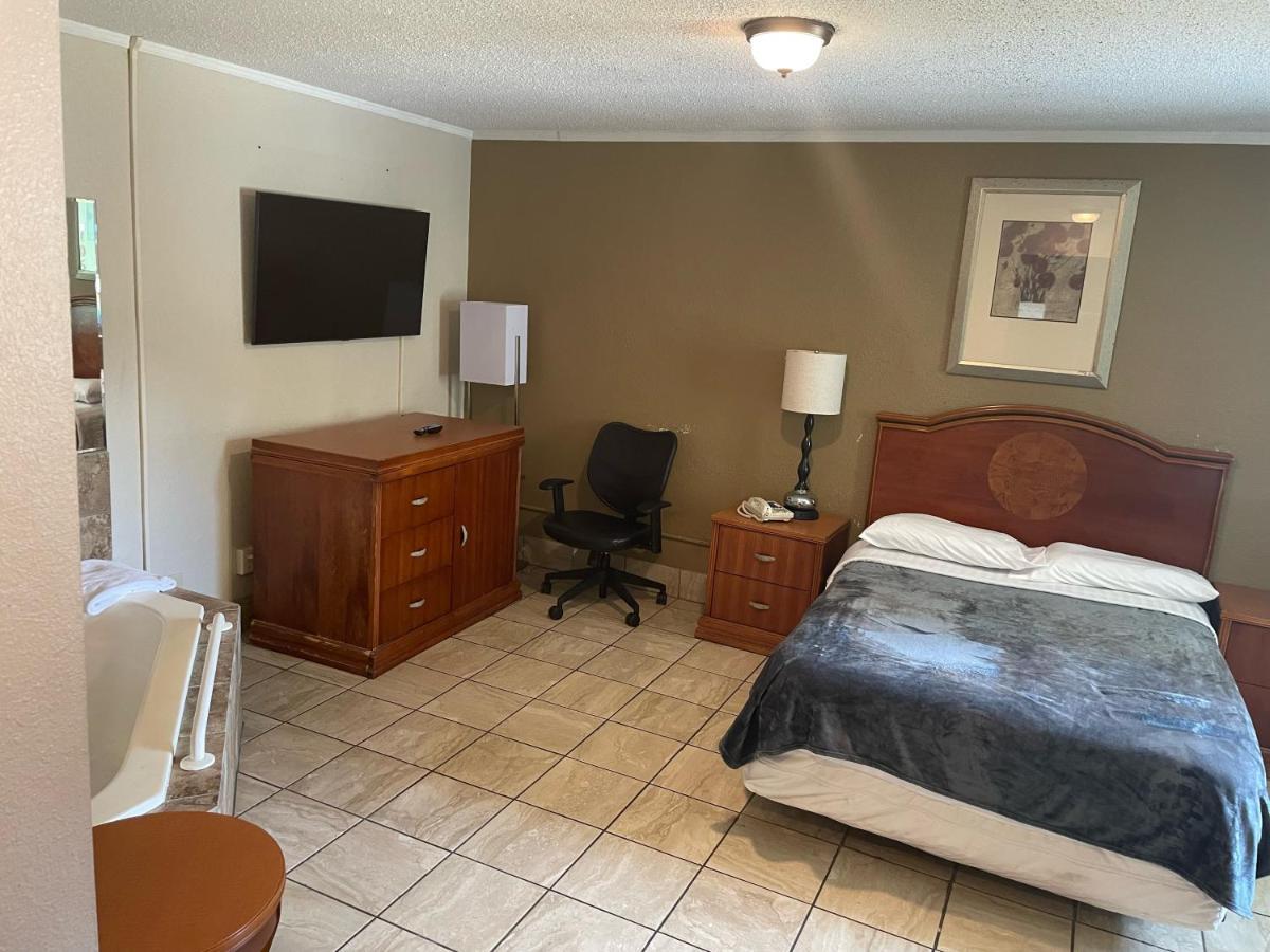 Budgetel Inn And Suites - Louisville Dış mekan fotoğraf